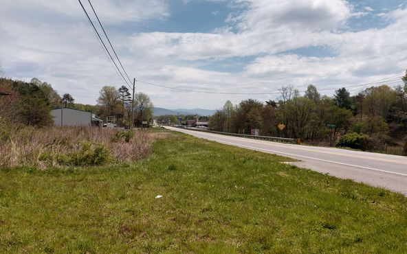 TRCT3 HWY 64W: TRCT3 HWY 64W, Hayesville, NC 28904